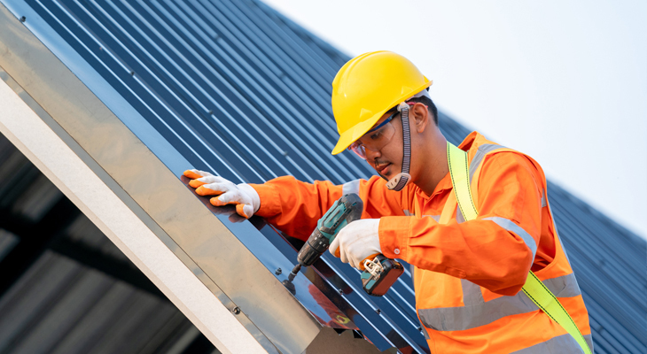 Top 5 Signs You Need Commercial Roof Replacement