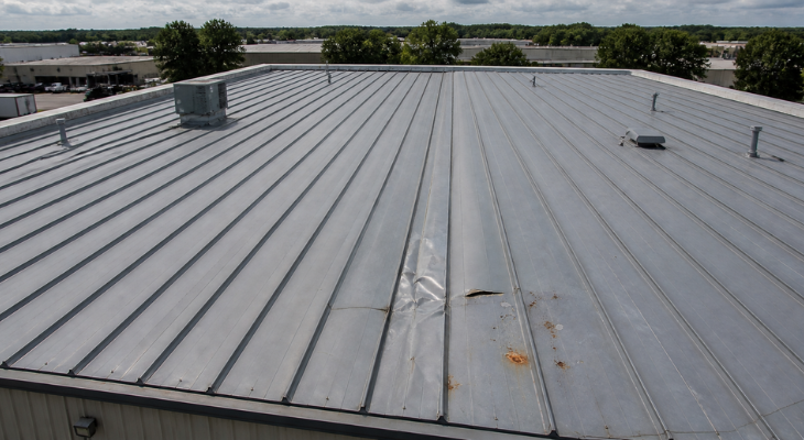 5 Warning Signs Your Metal Roof Needs Immediate Repair in Edmonton
